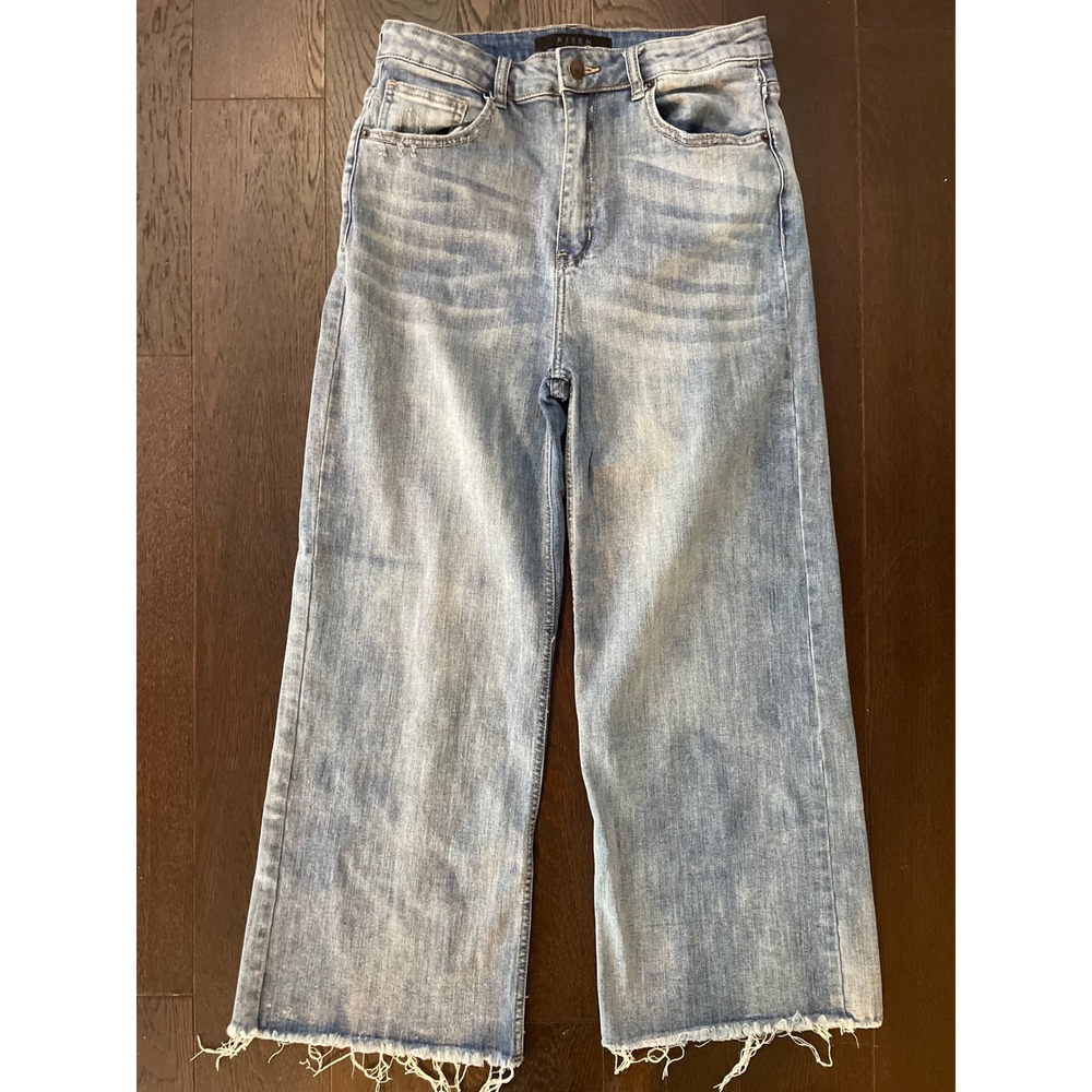 Risen Los Angeles Wide Leg Raw Hem Light Wash JeansSize 30 11 Womens